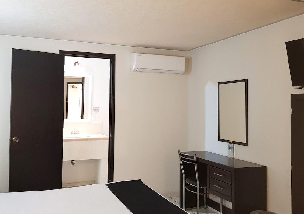 Capital O Hotel Victoria Morelia Ngoại thất bức ảnh