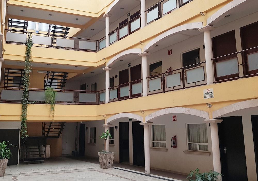 Capital O Hotel Victoria Morelia Ngoại thất bức ảnh