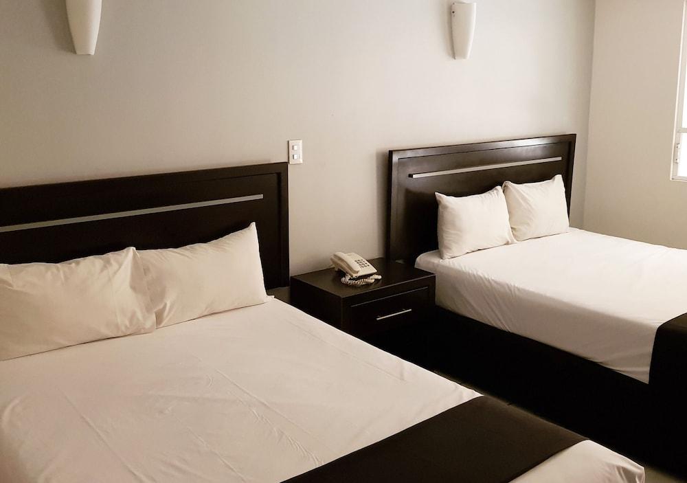 Capital O Hotel Victoria Morelia Ngoại thất bức ảnh