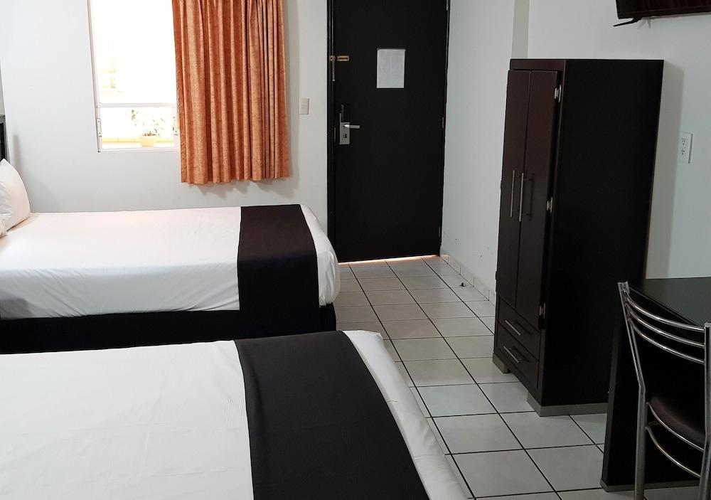 Capital O Hotel Victoria Morelia Ngoại thất bức ảnh